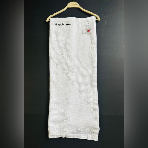 🎁Pereira da Cunha Throw - Cotton - White Textured Diagonal Pattern